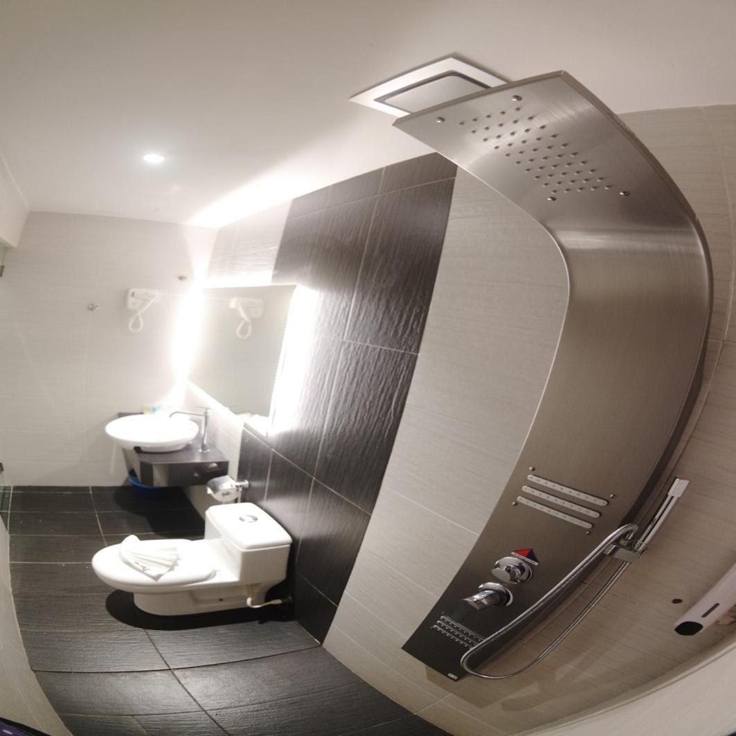 Here Hotel Skudai Eksteriør billede