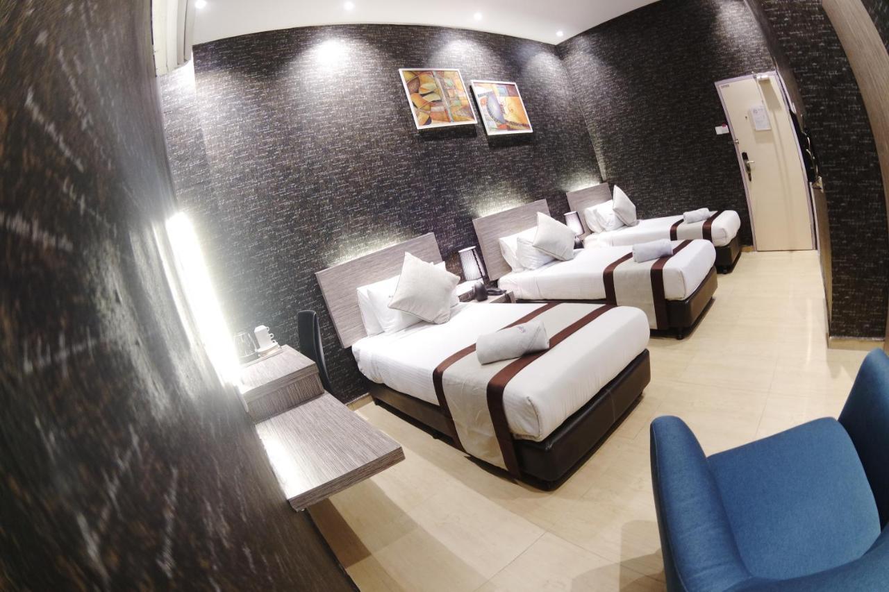 Here Hotel Skudai Eksteriør billede