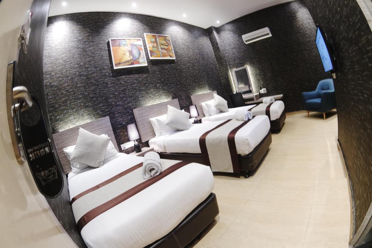 Here Hotel Skudai Eksteriør billede