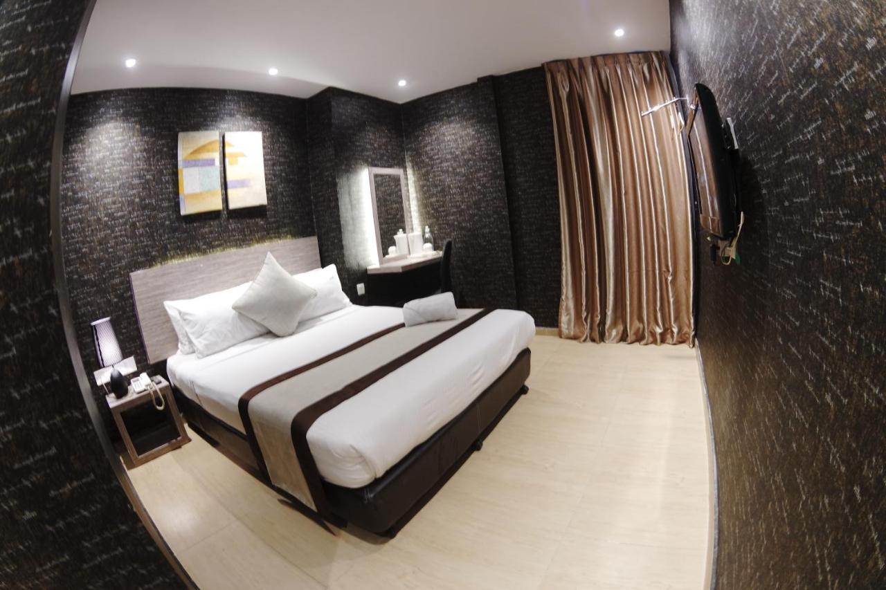 Here Hotel Skudai Eksteriør billede