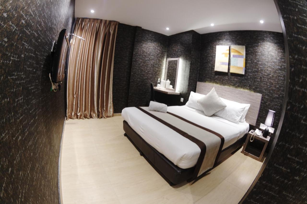 Here Hotel Skudai Eksteriør billede