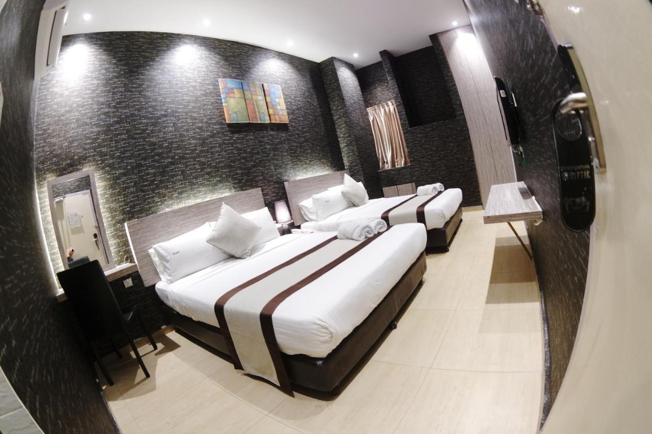 Here Hotel Skudai Eksteriør billede